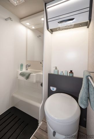 Half-integraal camper FORSTER T 699 EB  Hubett Modell 2026 Messe Aktion