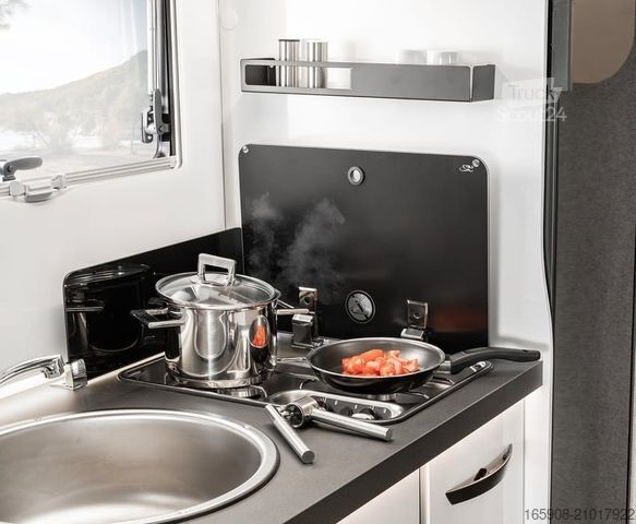 Half-integraal camper FORSTER T 699 EB Hubett Modell 2026 Messe Aktion