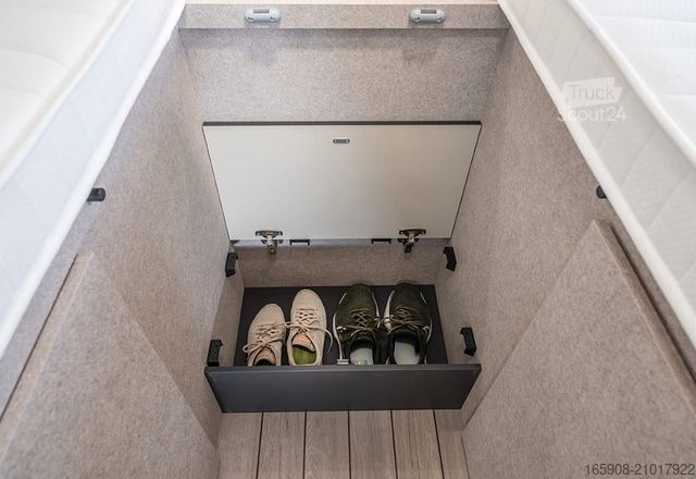 Half-integraal camper FORSTER T 699 EB  Hubett Modell 2026 Messe Aktion