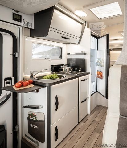 Half-integraal camper FORSTER T 699 EB Hubett Modell 2026 Messe Aktion