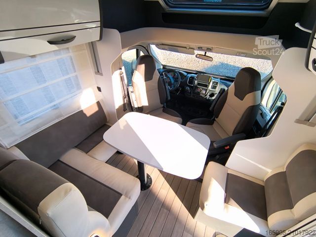 Half-integraal camper FORSTER T 699 EB Hubett Modell 2026 Messe Aktion