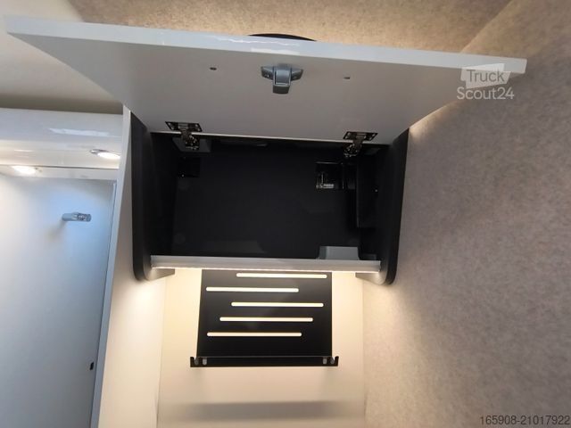 Half-integraal camper FORSTER T 699 EB Hubett Modell 2026 Messe Aktion