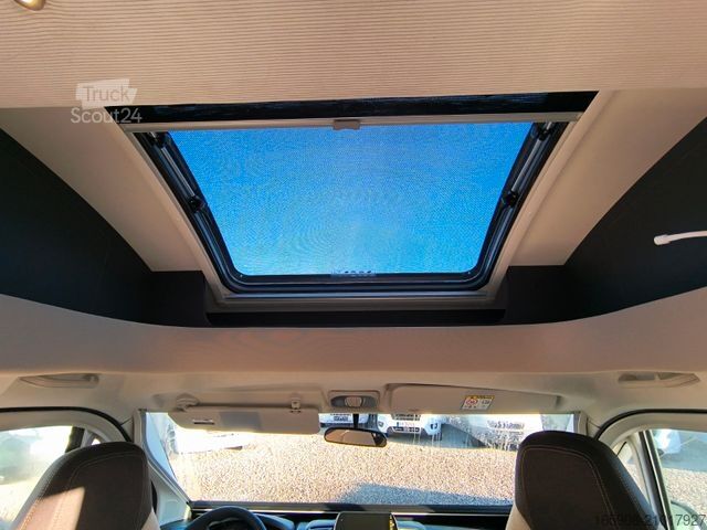 Half-integraal camper FORSTER T 699 EB  Hubett Automatik 2026 Messe Aktion