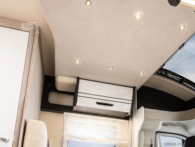 Half-integraal camper FORSTER T 699 EB  Hubett Automatik 2026 Messe Aktion