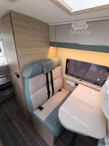 Camper van FORSTER Living up Pro Automatik Solar Autark Aktion