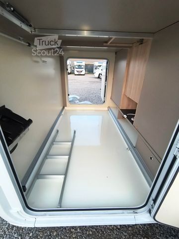 Halvintegrerad husbil EURAMOBIL PT 696 EB  Mercedes Alko Solar Autark