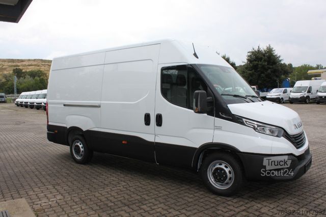 Fourgon surélevé IVECO Daily 35S16HA8 V Radstand  3520 mm