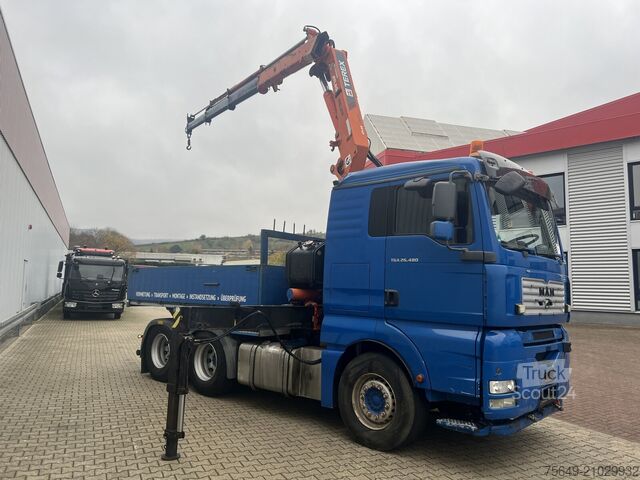 Věžový jeřáb MAN TGA 26.480 6x4 BL TGA 26.480 6x4 BL, Intarder, SZM/Pritsche, Kran Atlas 190.E2-A3, Funk