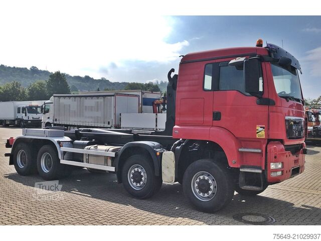 Speciale doeleinden vrachtwagen MAN TGS 41.480 8X8 BB TGS 41.480 8X8 BB, Bender Stahlmulde ca. 18m³, hydr. Heckklappe