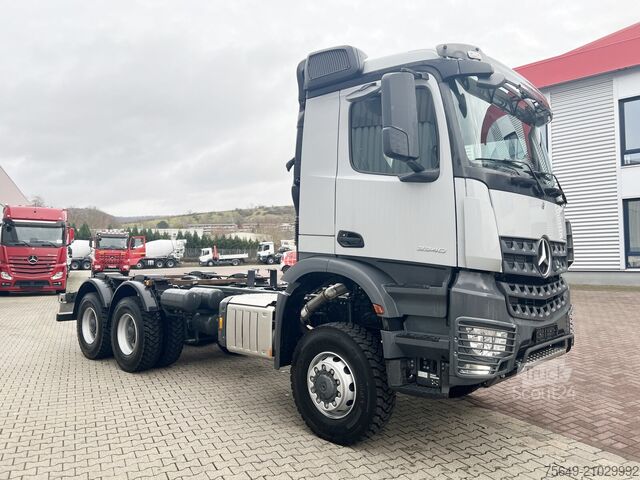 Camion-benne tricar Mercedes-Benz Arocs 3340/46 A 6x6 Arocs 3340/46 A 6x6, Grounder