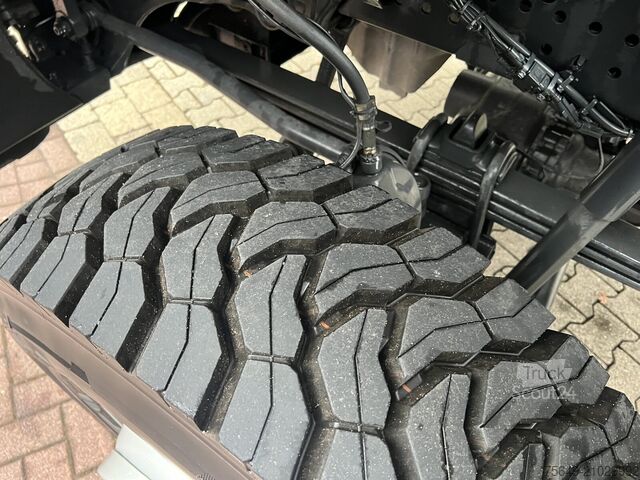 Camion-benne tricar Mercedes-Benz Arocs 3340/46 A 6x6 Arocs 3340/46 A 6x6, Grounder