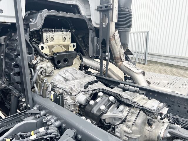 Camion-benne tricar Mercedes-Benz Arocs 3340/46 A 6x6 Arocs 3340/46 A 6x6, Grounder