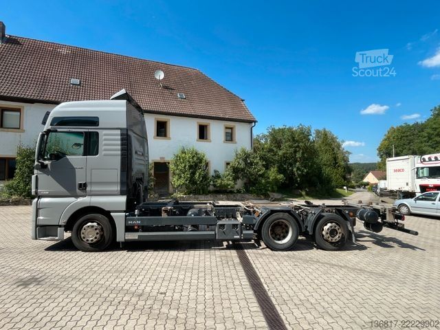 Mainomas kėbulo sunkvežimis MAN TGX 26.520 XXL LLL Retarder BDF Jumbo Multiwechs