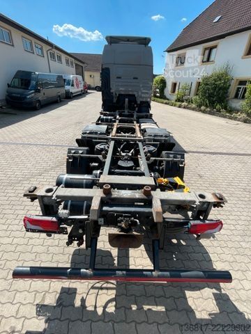 Mainomas kėbulo sunkvežimis MAN TGX 26.520 XXL LLL Retarder BDF Jumbo Multiwechs