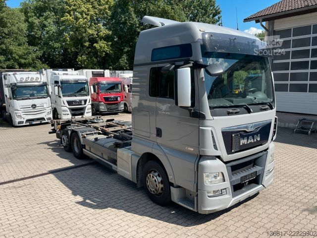 Mainomas kėbulo sunkvežimis MAN TGX 26.520 XXL LLL Retarder BDF Jumbo Multiwechs