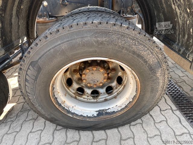 Mainomas kėbulo sunkvežimis MAN TGX 26.520 XXL LLL Retarder BDF Jumbo Multiwechs