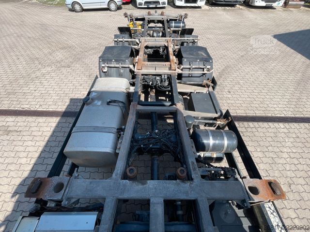 Mainomas kėbulo sunkvežimis MAN TGX 26.520 XXL LLL Retarder BDF Jumbo Multiwechs