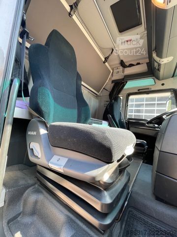 Mainomas kėbulo sunkvežimis MAN TGX 26.520 XXL LLL Retarder BDF Jumbo Multiwechs