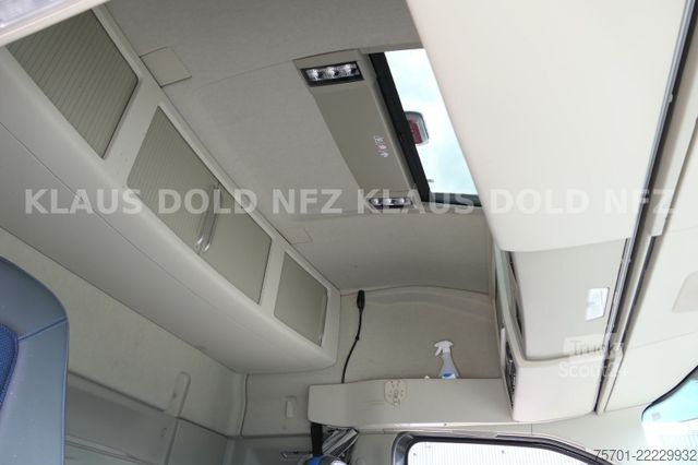 Standardni vlačilec VOLVO FH 460 Globetrotter Retarder XL-Tank Navi Euro 6