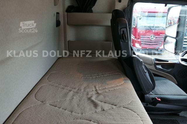 Фургон (вантажний автомобіль) MERCEDES-BENZ Actros 1842 Koffer Vollluft LBW Euro 6