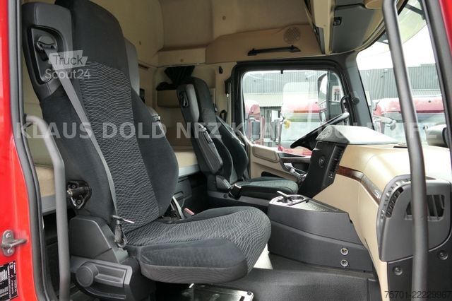 Фургон (вантажний автомобіль) MERCEDES-BENZ Actros 1842 Koffer Vollluft LBW Euro 6