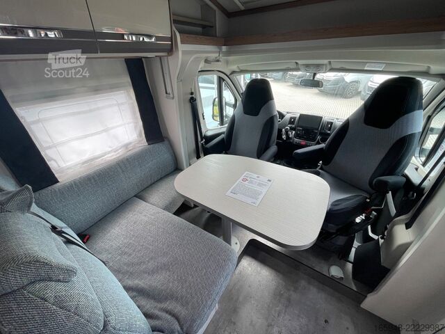 Half-integraal camper DETHLEFFS TREND 90 T 6717 EB | Mit Hubbett,MaxxFan.*TV*