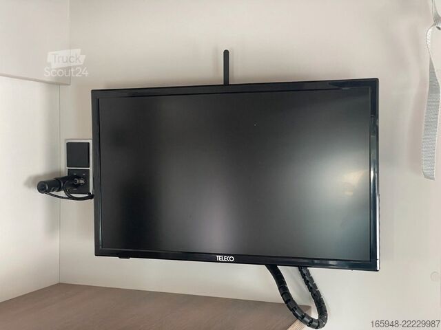 Half-integraal camper DETHLEFFS TREND 90 T 6717 EB | Mit Hubbett,MaxxFan.*TV*