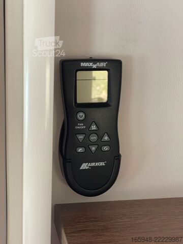 Half-integraal camper DETHLEFFS TREND 90 T 6717 EB | Mit Hubbett,MaxxFan.*TV*