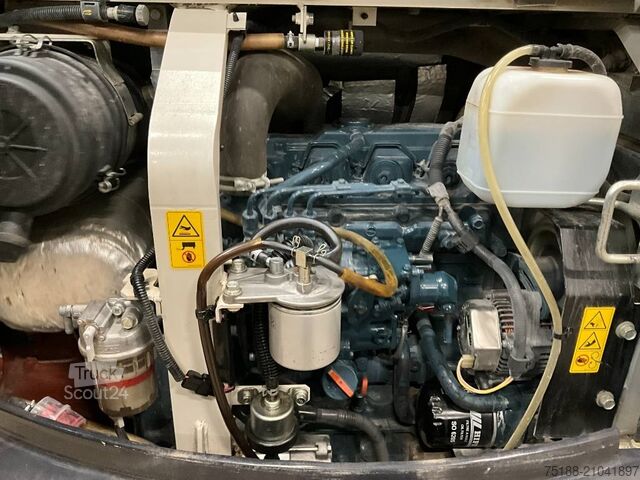 Mini-pelle Kubota U 48-4