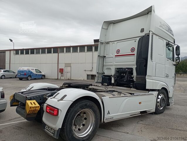 Standard tractor unit DAF XF 530 ST