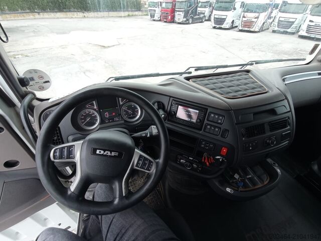 Standard tractor unit DAF XF 530 ST