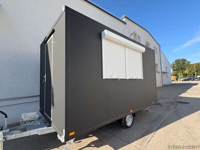 „Uzkodu piekabe, kas pelna naudu“ „Ein Anhänger, unzählige Möglichkeiten „Der perfekte Imbissanhänger