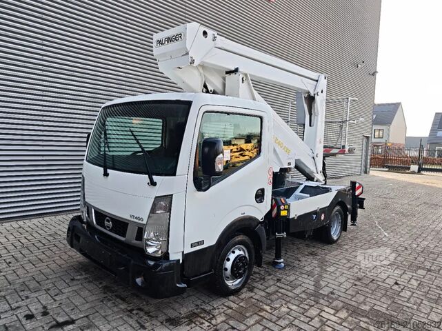 Plate-forme de levage Nissan Cabstar 35.13 NT400 Palfinger P240 AXE