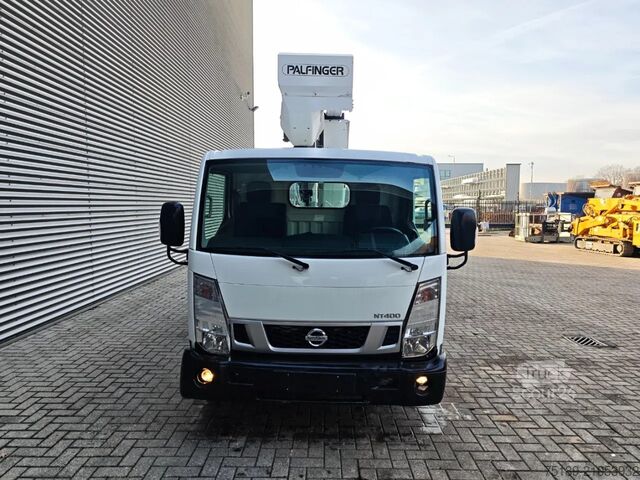 Plate-forme de levage Nissan Cabstar 35.13 NT400 Palfinger P240 AXE