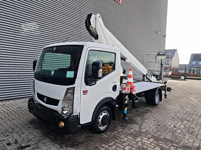 Plate-forme de levage Renault Maxity DTI 130 GSR B200T