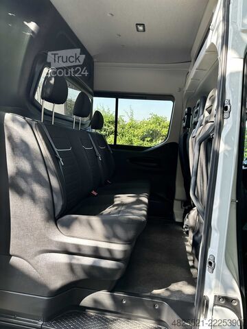 شاحنة صندوقية IVECO Daily 35 S 18 HA CRV