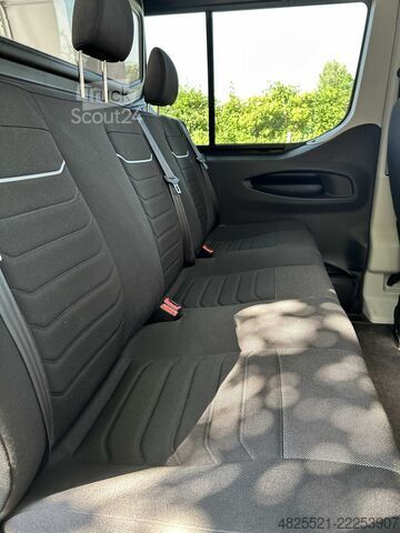 شاحنة صندوقية IVECO Daily 35 S 18 HA CRV