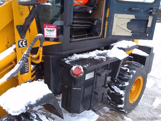 Încărcător pe roți  ZL 12 F**MIT SCHNEESCHILD