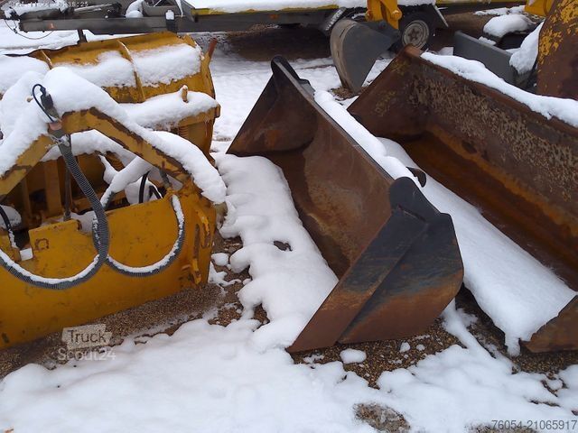 Încărcător pe roți  ZL 12 F**MIT SCHNEESCHILD