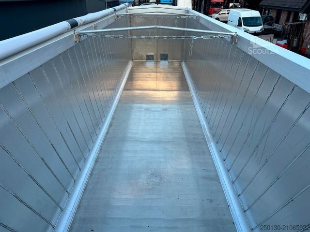 Tipper semitrailer SCHMITZ CARGOBULL S3D Getreidekipper Liftachse Rollplane*NEU* 52m³
