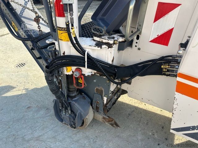 Asfaltmenginstallatie WIRTGEN W 35 DC / Asphaltfräse / Förderband