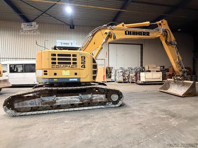 Ekskavatör LIEBHERR R924 COMPACT - FULL HYDR - 25.7T - A/C - CE - B...