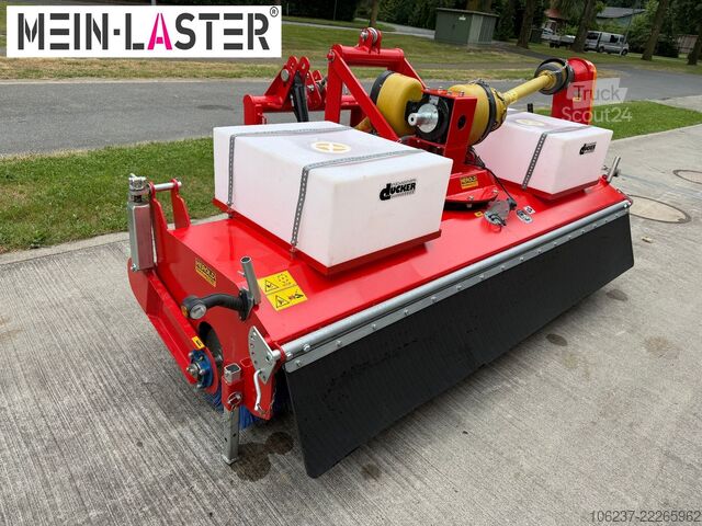 Otro UNIMOG Dücker FKM 2400 Kehrmaschine mit 2?x Wassertank