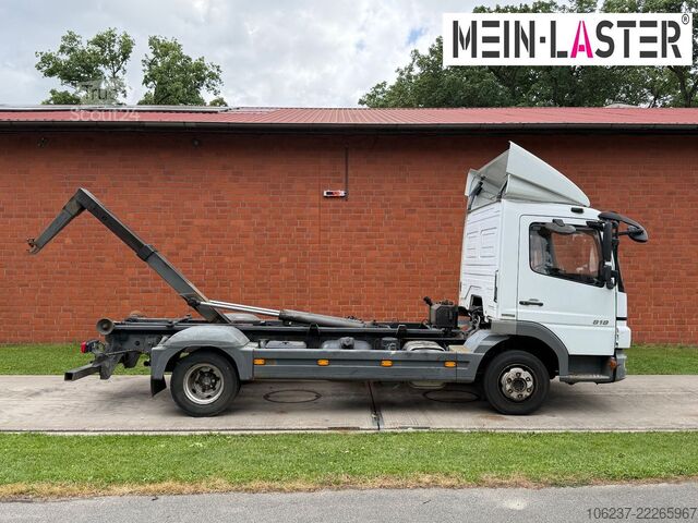 Самосвал-фургон MERCEDES-BENZ 818 Abroller City Container