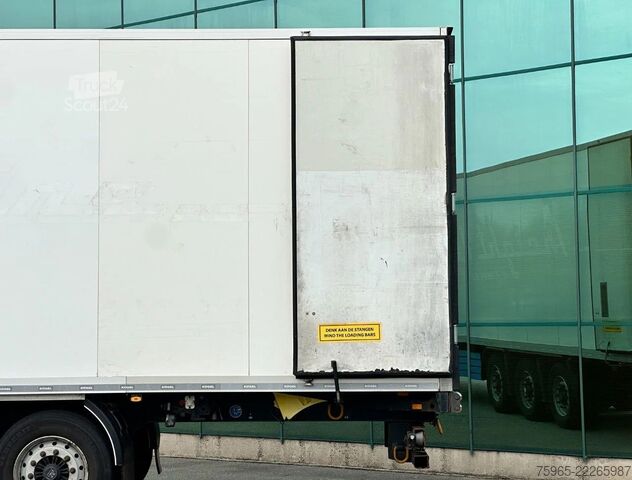 Рефрижераторний напівпричіп KÖGEL S24-4 THERMO KING SLXi 300 LIFT AXLE 1340x250x27