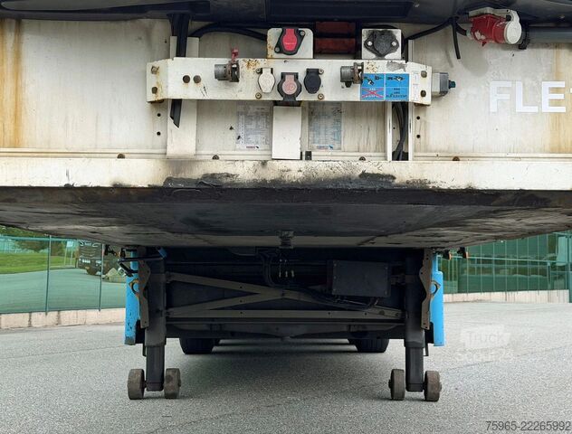 شبه مقطورة مبردة SCHMITZ CARGOBULL SCB*S3B THERMO KING SLXe 300 DHOLLANDIA TAIL LIF