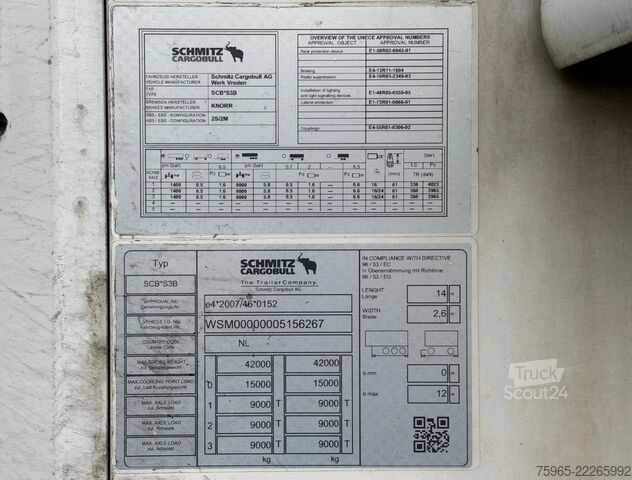 شبه مقطورة مبردة SCHMITZ CARGOBULL SCB*S3B THERMO KING SLXe 300 DHOLLANDIA TAIL LIF