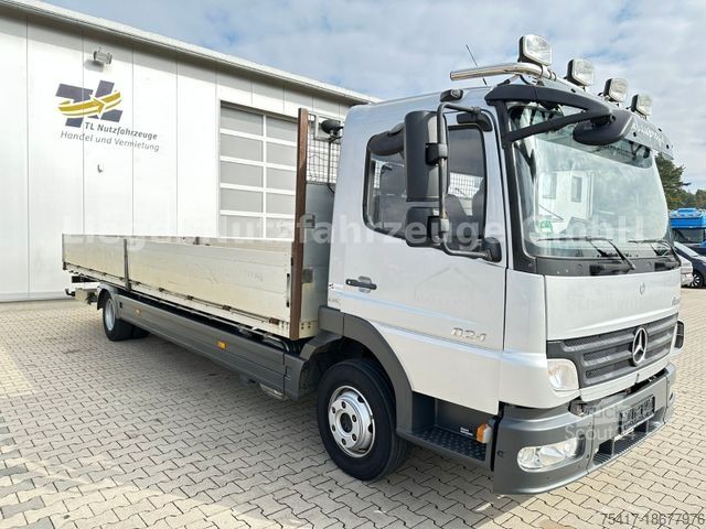 Pick-up van MERCEDES-BENZ 824 L