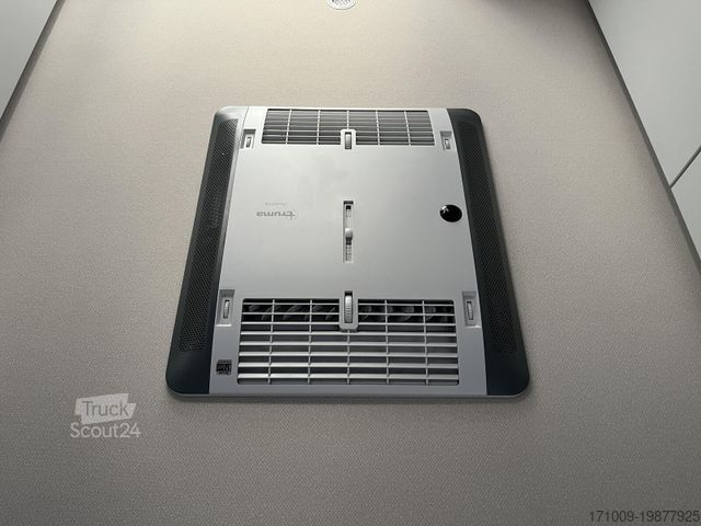 Obytný vůz HYMER/ERIBA Yellowstone 640 ACC Maxi Solar Premium AHK