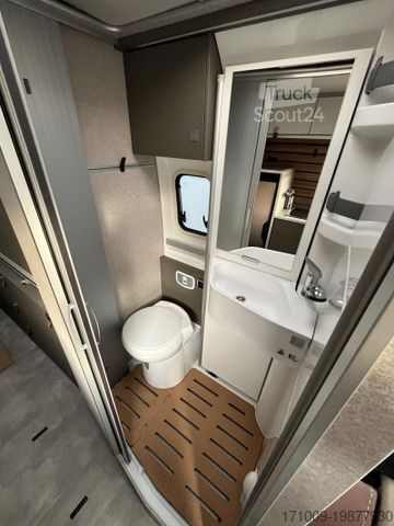 Camper HYMER/ERIBA Yellowstone Fiat 640 8G ACC Solar AHK 3.5T